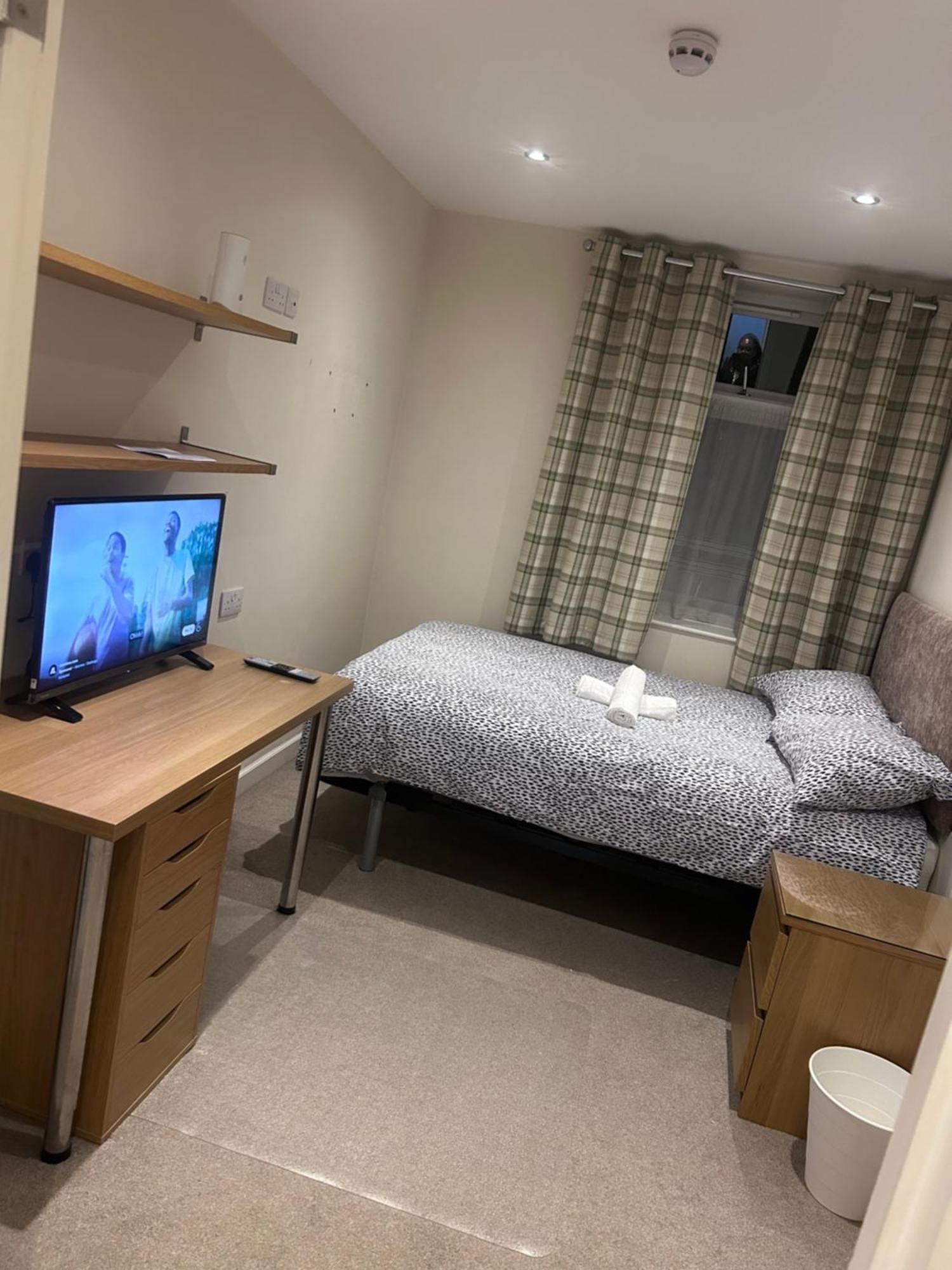 Seaford Guest House Pri Stoke-on-Trent エクステリア 写真